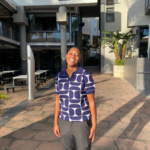 Omphile M. profile photo