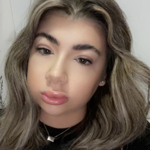 Chloe F. profile photo