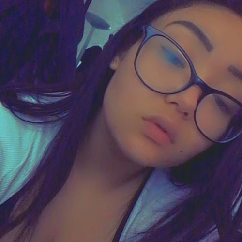 Emy R. profile photo