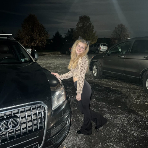 Lina M. profile photo