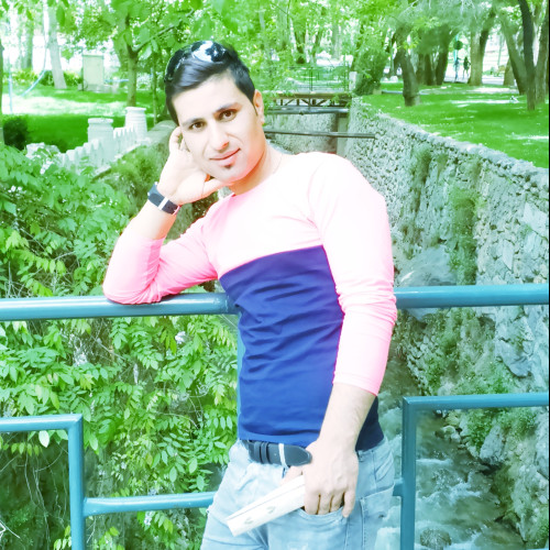 Yaghoub  b. profile photo
