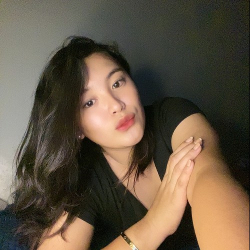 Larra Marie  E.