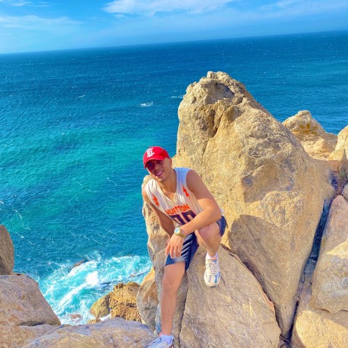 AZIZ E. profile photo