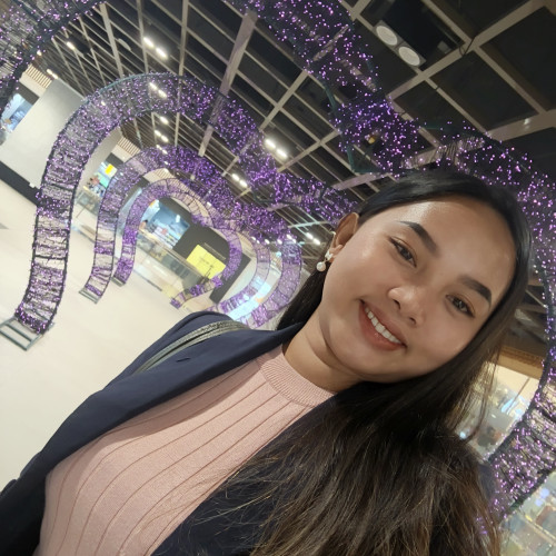 Mae B. profile photo