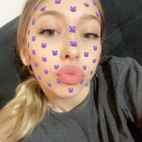 denisa h.