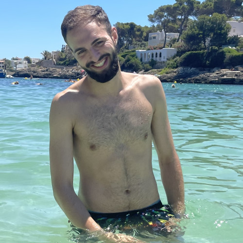 Marco E.