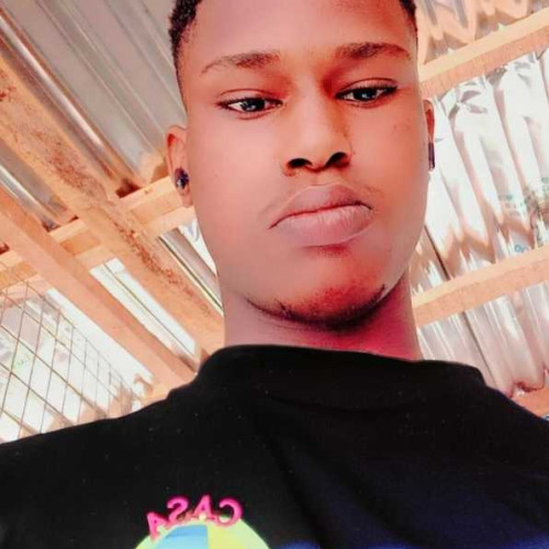 dest i. profile photo