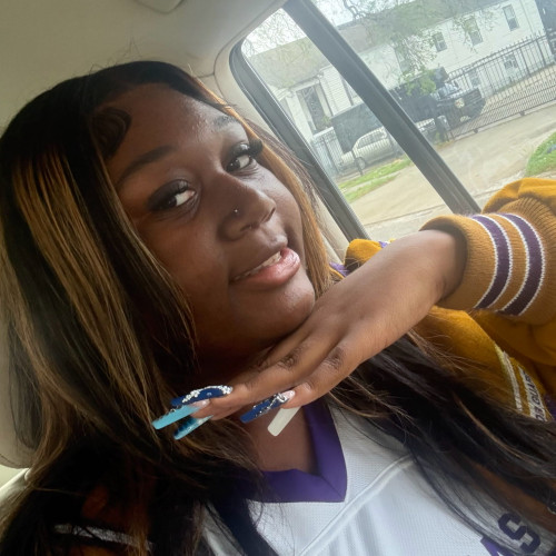 Vee p. profile photo