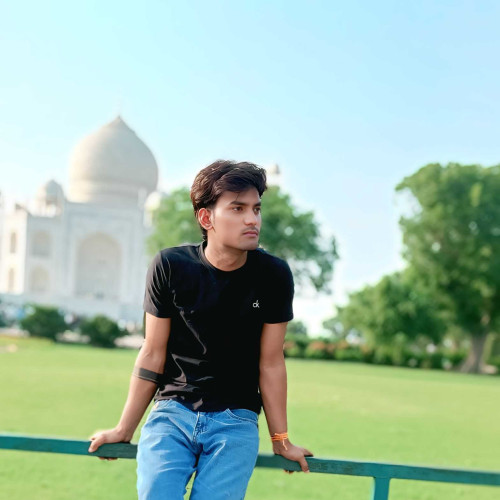lavi g. profile photo