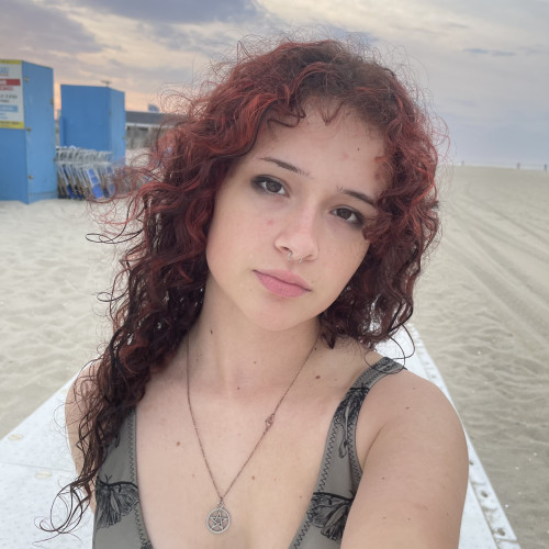 Kira W. profile photo