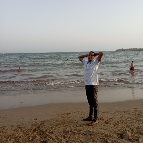 Yassine E.