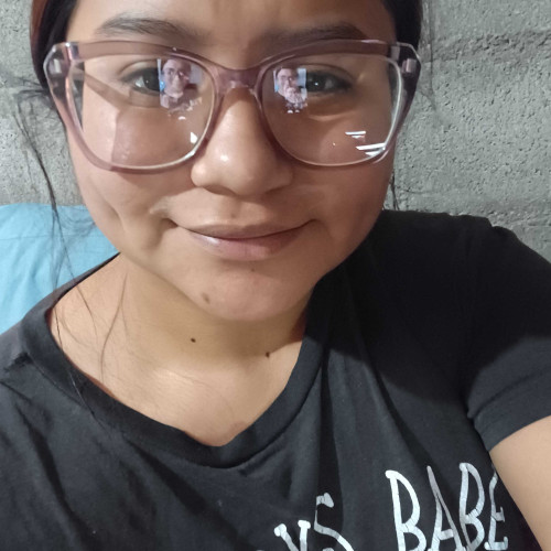 Itzel E. profile photo