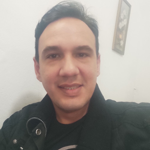 Enrique  V. profile photo