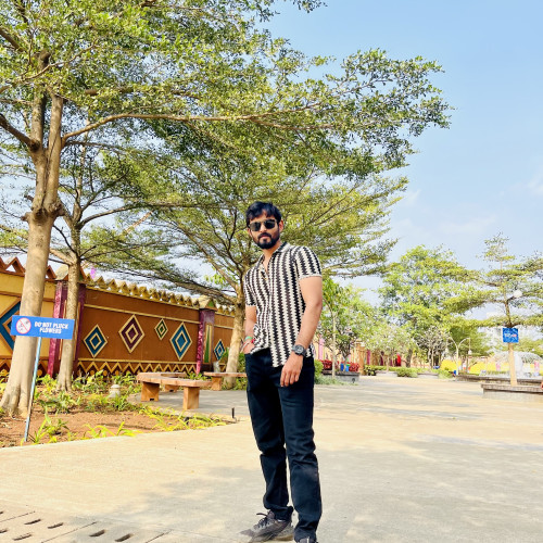 Pratik L.
