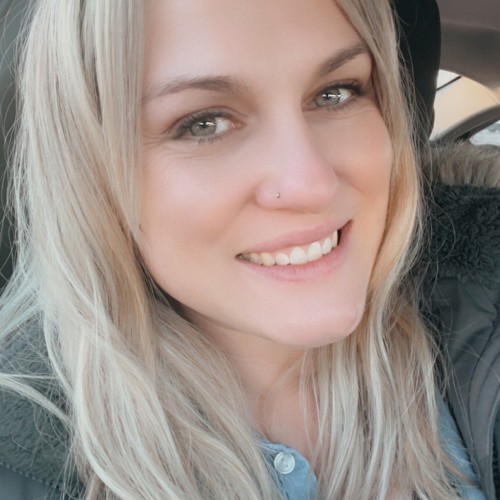 Amanda G.