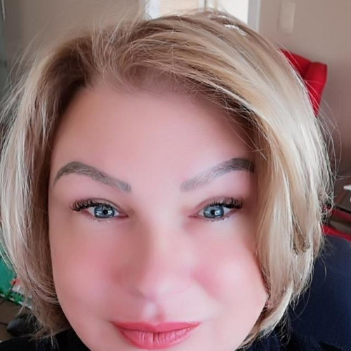 Lucia W. profile photo
