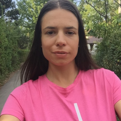 Ivona W.