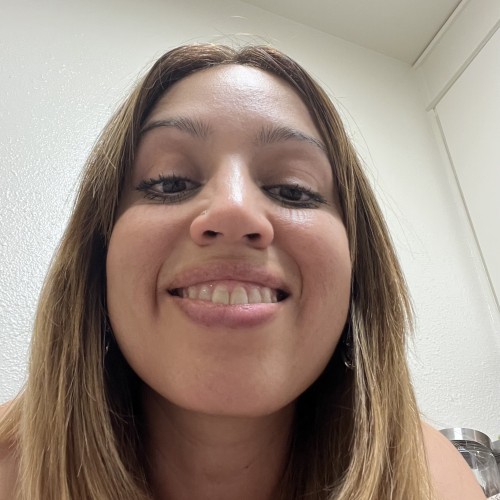 Elizabet 1982 R. profile photo