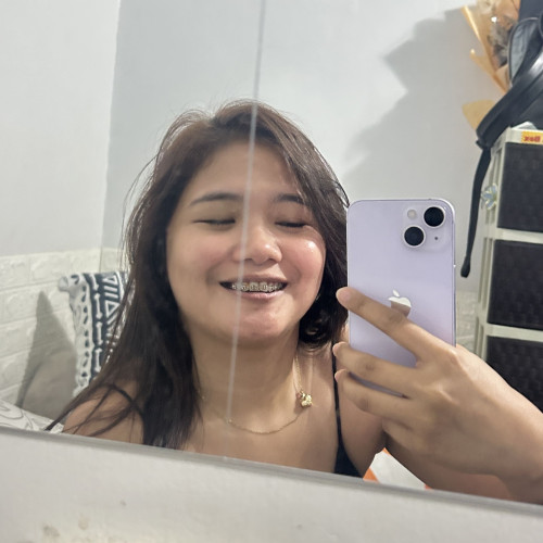 lore C. profile photo