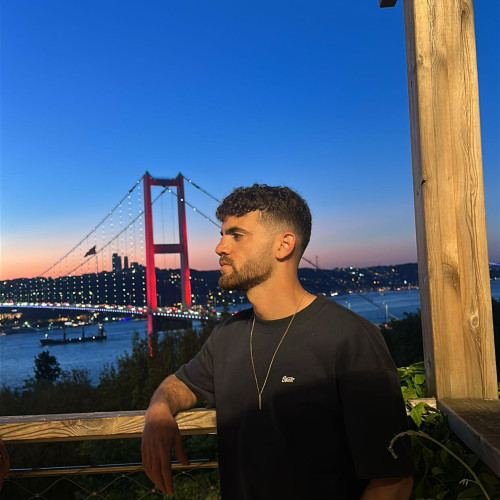 Taim  M. profile photo