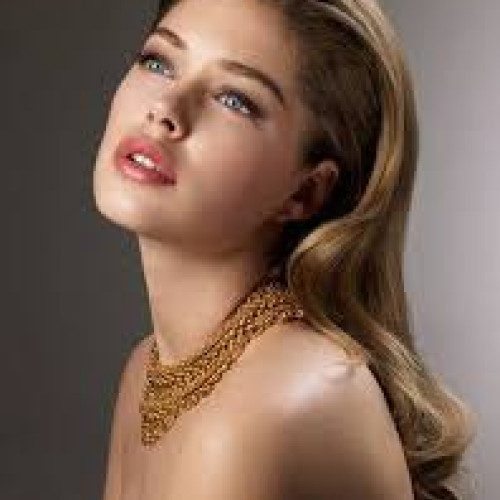 Favour E. profile photo