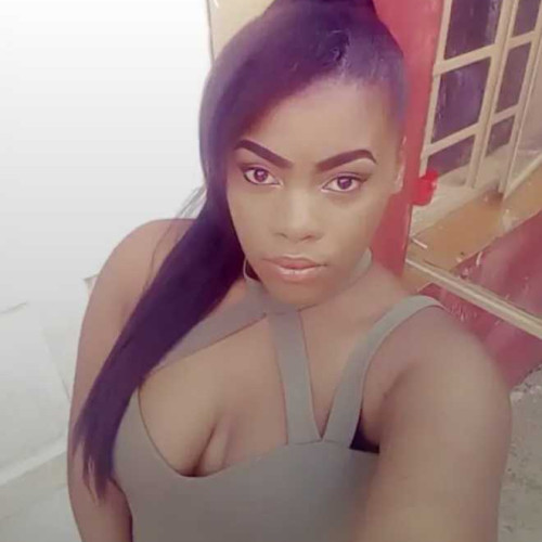 leya b.