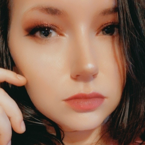 Alli M. profile photo