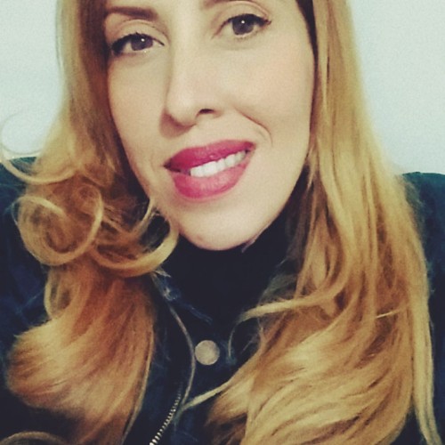 Gwen C.