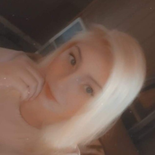 Skye G.
