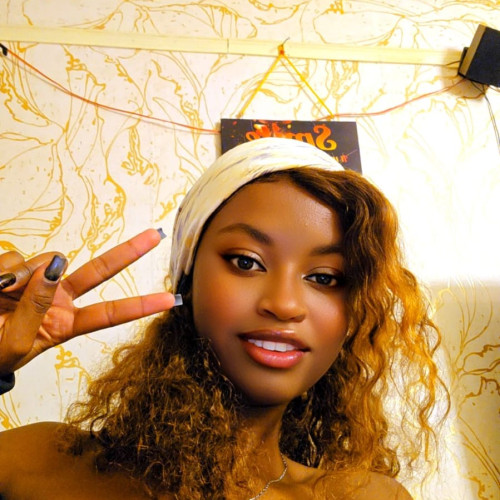 Leona K. profile photo