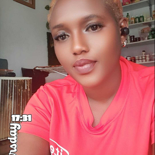 Gold b. profile photo