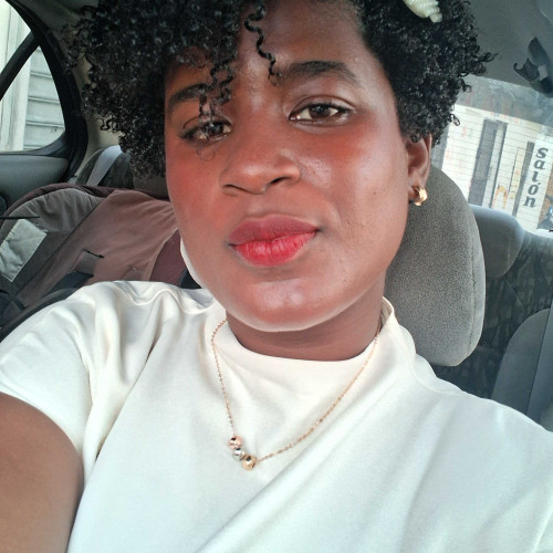 Isa M. profile photo