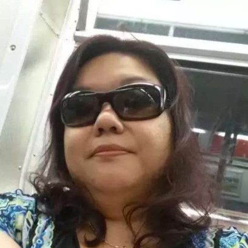 Yvonne L. profile photo