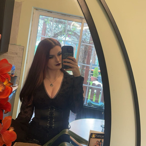 Hayley B. profile photo