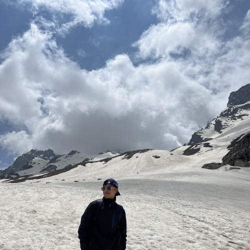 Manav B. profile photo