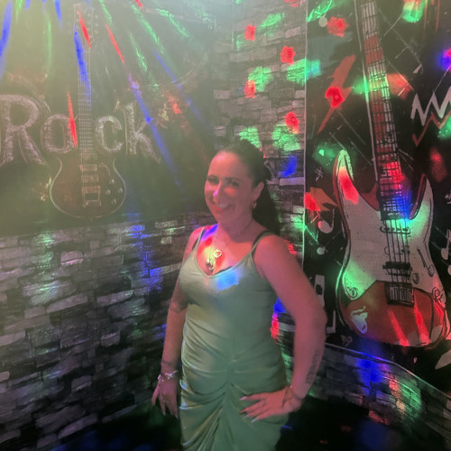diamond r. profile photo
