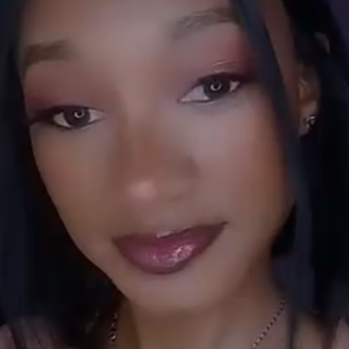 Veeke M. profile photo