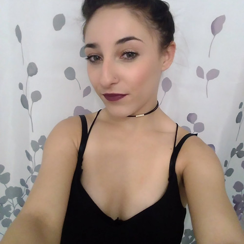 Alexa R.
