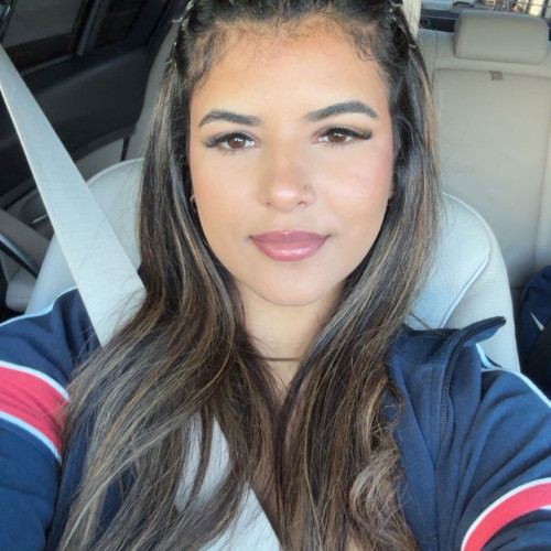 yasmine B. profile photo