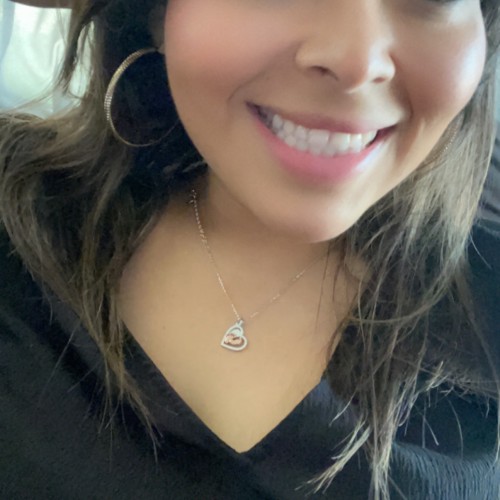 Izabel L. profile photo