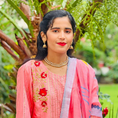 Amna I.