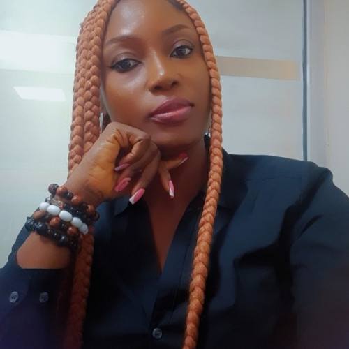 Mhis E. profile photo