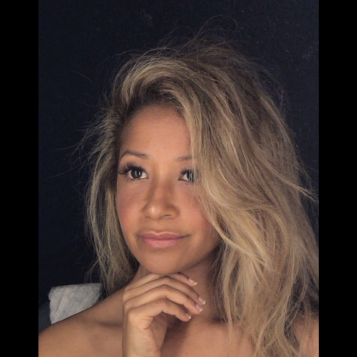 Estelle L.