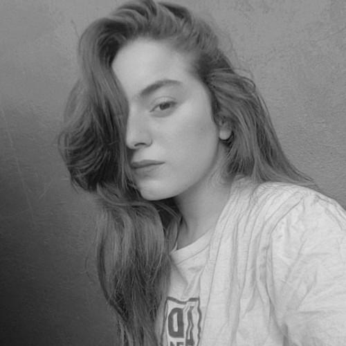 Linda L.