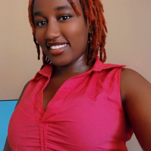 Edinna  M. profile photo