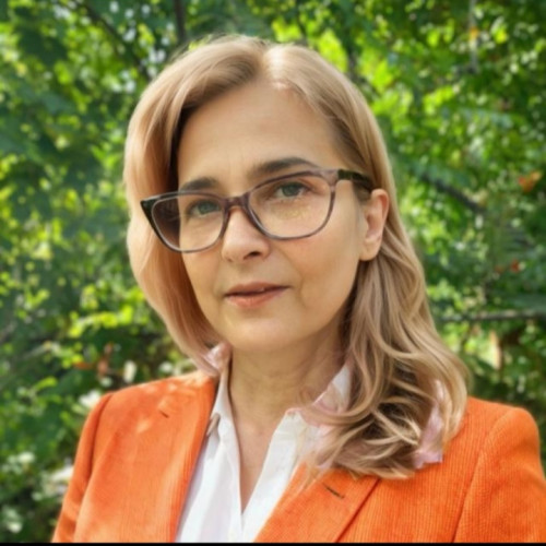Carmen F.