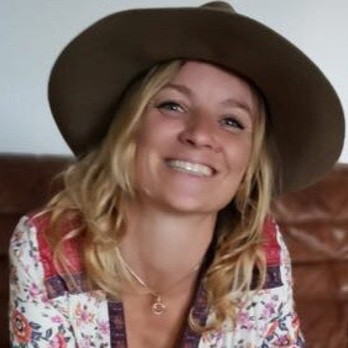 Sabine E.