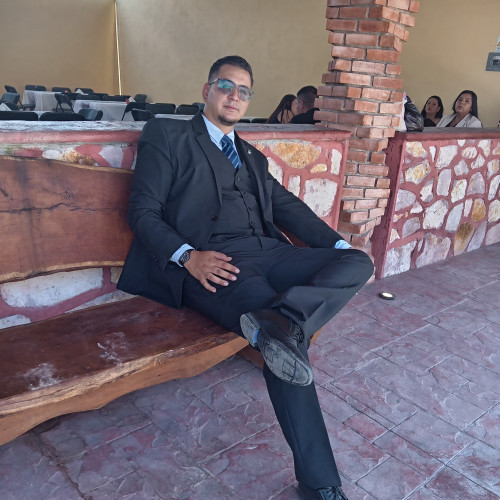 Mixivi R. profile photo