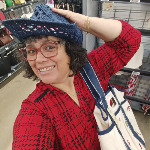Claudia G. profile photo