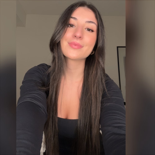 Isabella R.